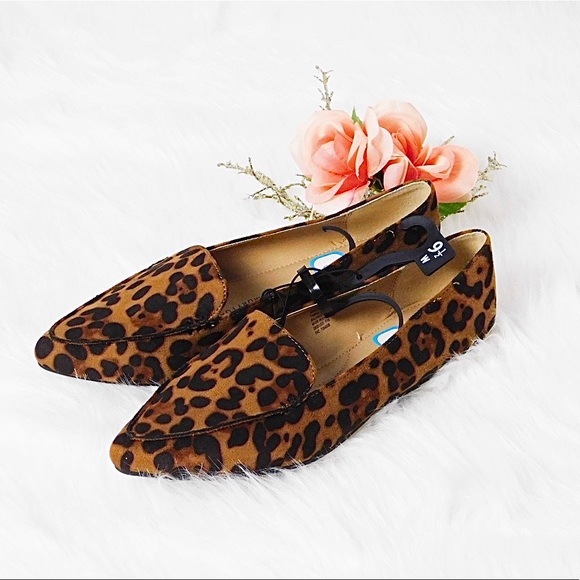 Time and Tru Shoes - Time and Tru Leopard Pointed Flats Women’s 9 1/2W